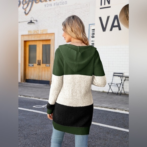 Unveil Your Style Color Block Hooded Cardigan - Picture 3 of 4